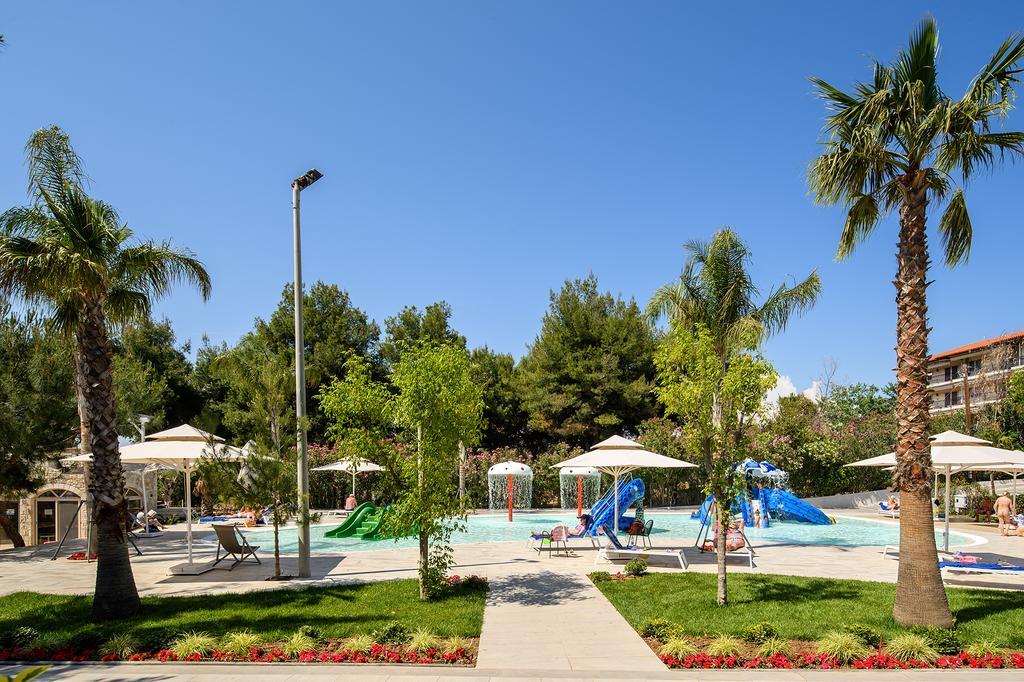 Portes Beach Hotel نيا بوتيدايا المظهر الخارجي الصورة