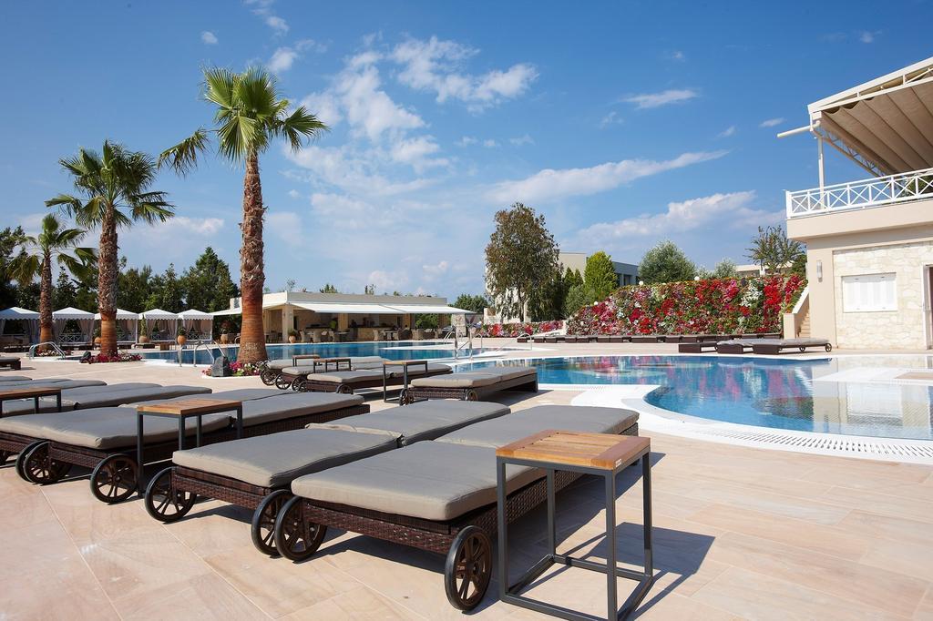Portes Beach Hotel نيا بوتيدايا المظهر الخارجي الصورة